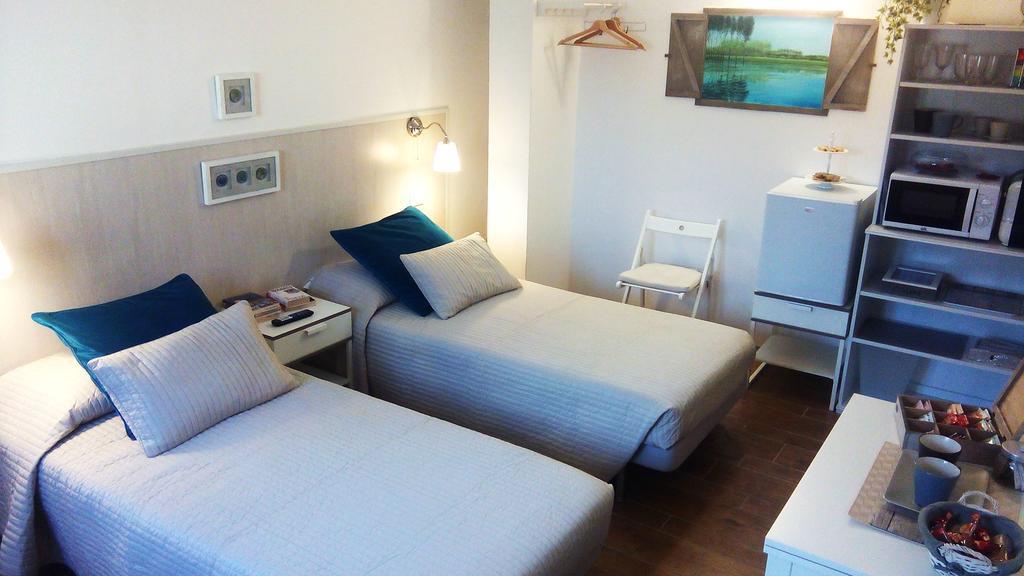 Bed and Breakfast La Casa Delle Betulle Cardano Al Campo Zimmer foto