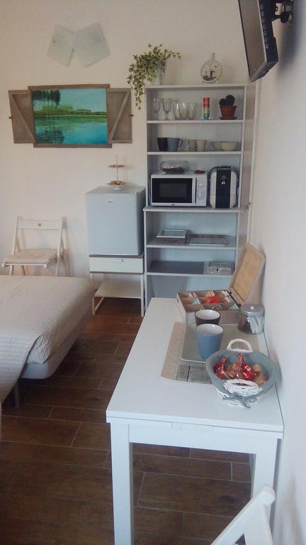 Bed and Breakfast La Casa Delle Betulle Cardano Al Campo Zimmer foto
