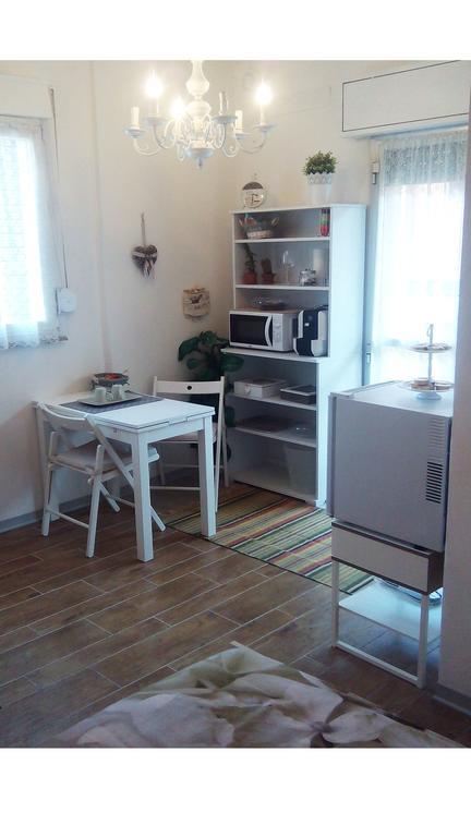 Bed and Breakfast La Casa Delle Betulle Cardano Al Campo Zimmer foto